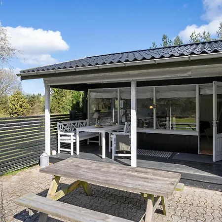 Holiday home 3 Bedroom Stunning In Hals